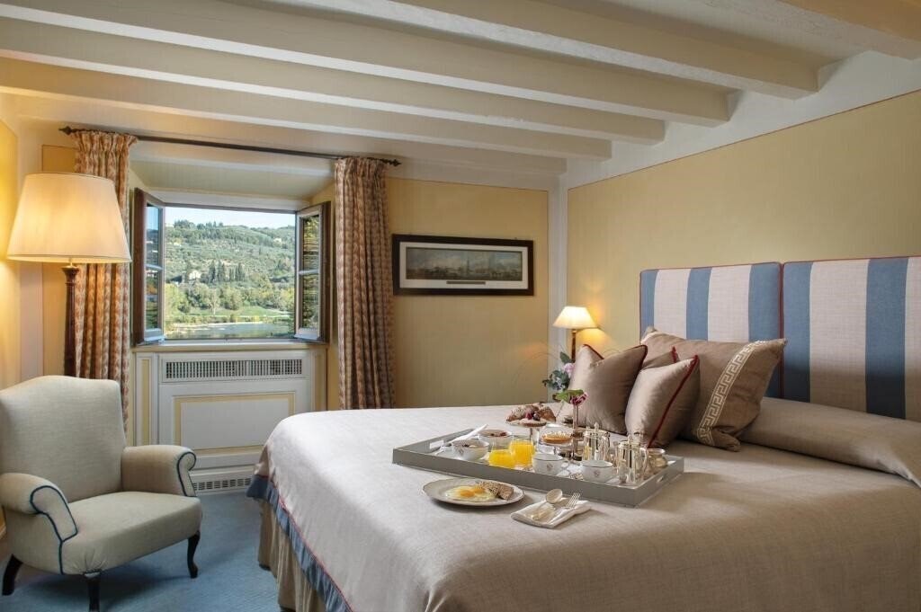 Hotel Villa La Massa вилла