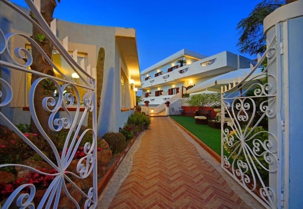 Hotel Iris 3*
