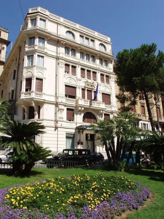 Fotografii Continental Genova 4*
