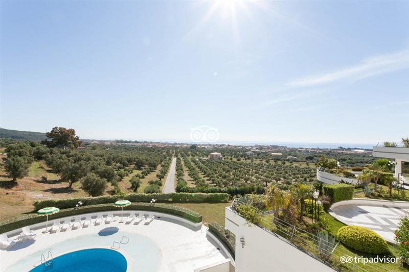 Imaginea Mirabeau Park Hotel 4*