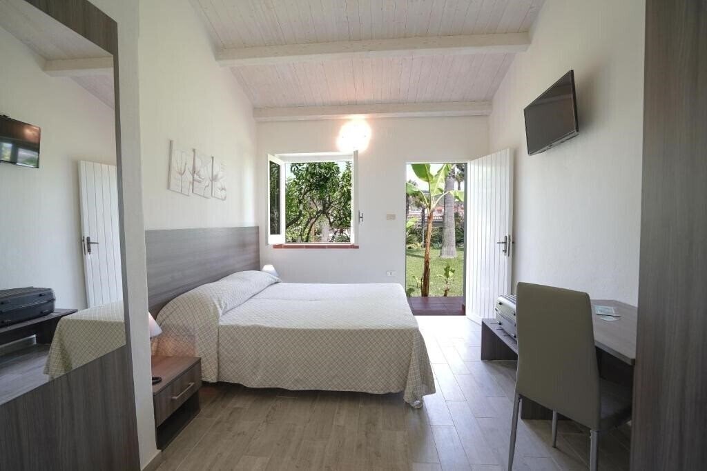 Fotografii Residence Costa Azzurra 3*