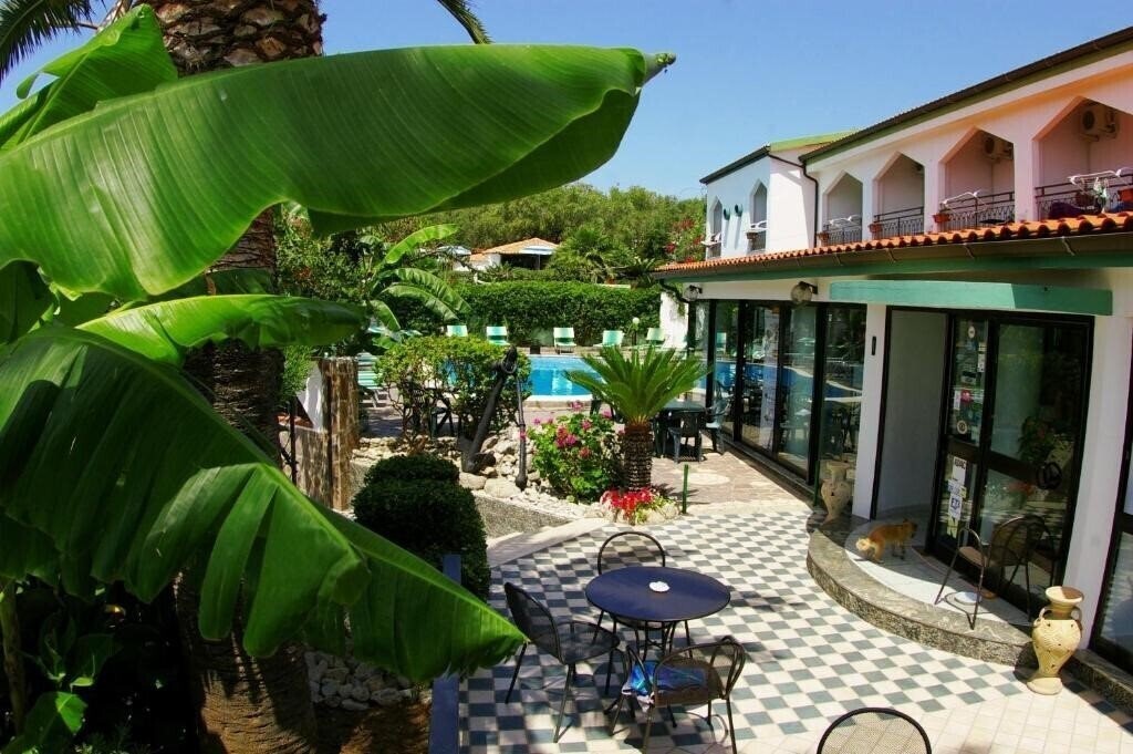 Отель Marinella 3*