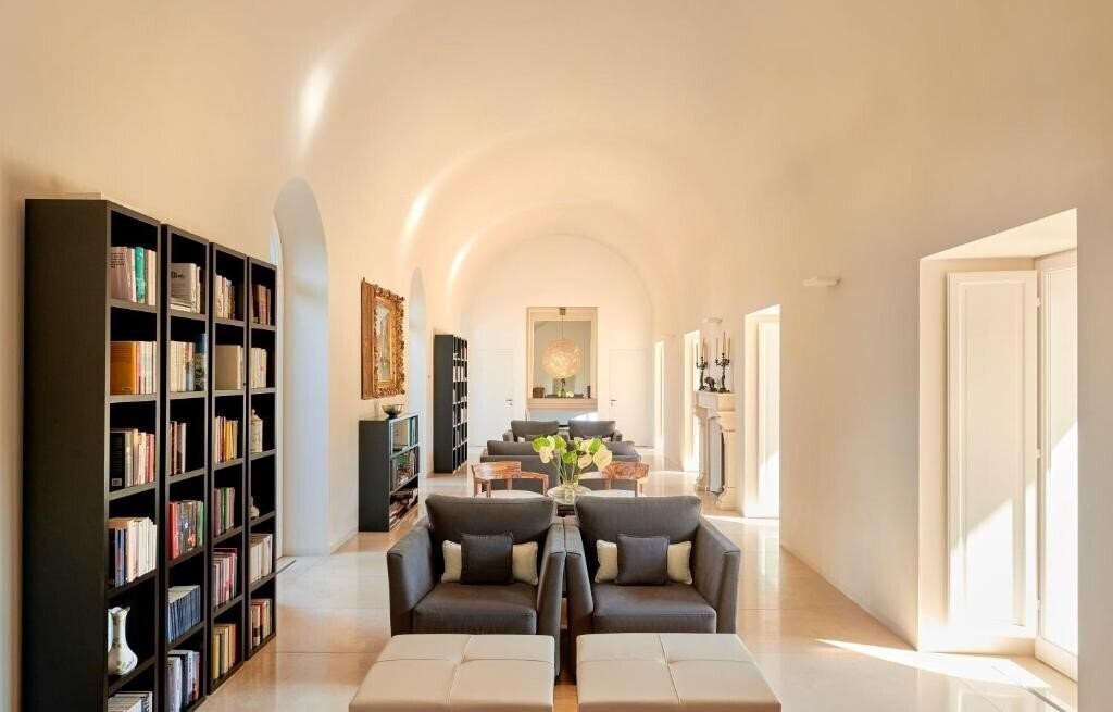 Imaginea Villa Paola 5*