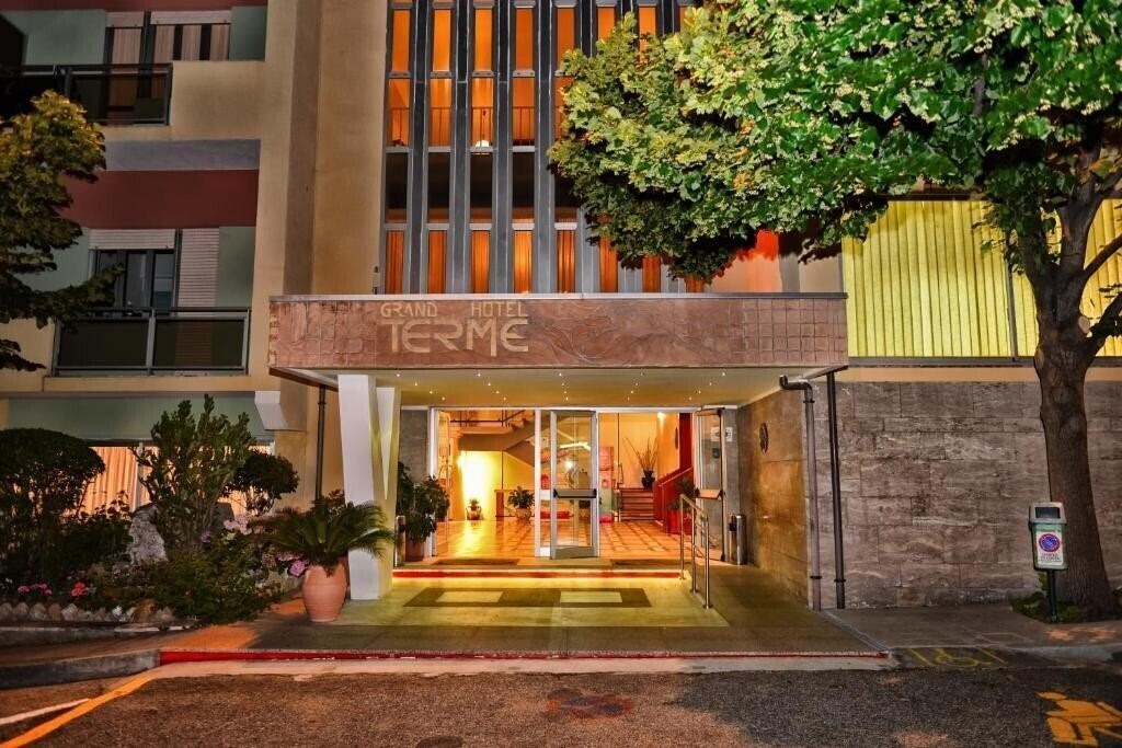 Hotel Grand Hotel Terme Luigiane 4*