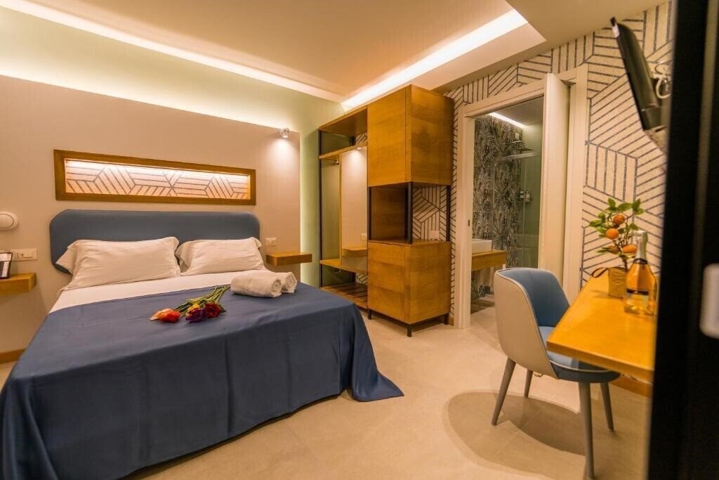 Hotel Eliseo Palace Tropea 4*