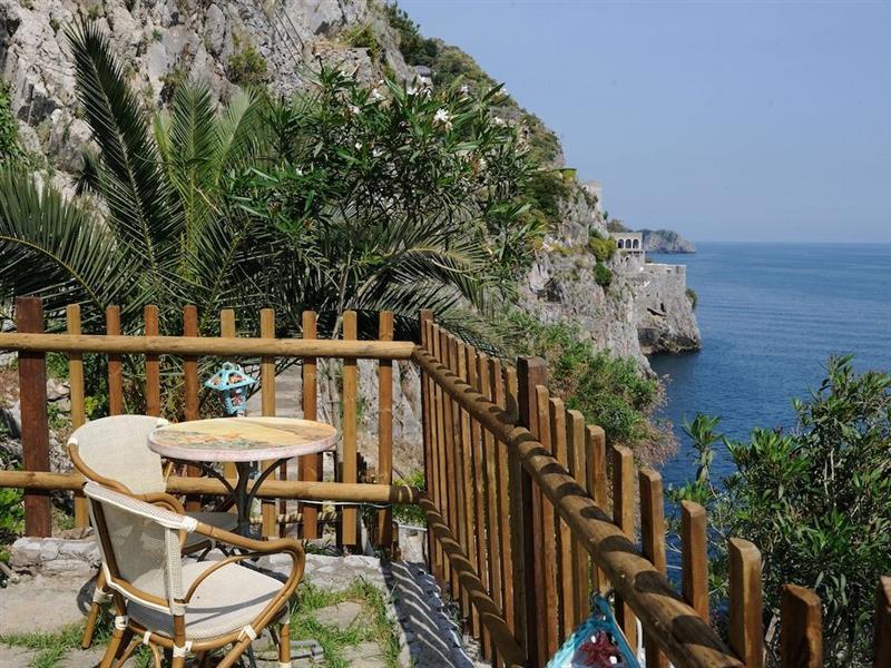 Картинка La Locanda Del Fiordo hotel Furore 3*