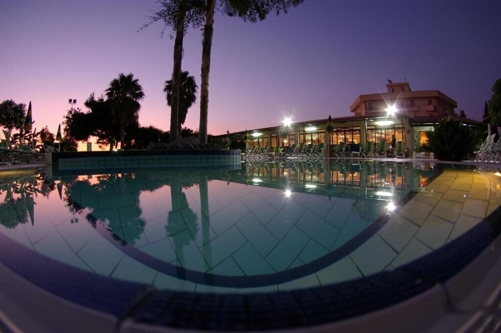 Hotel Sciaron 3*