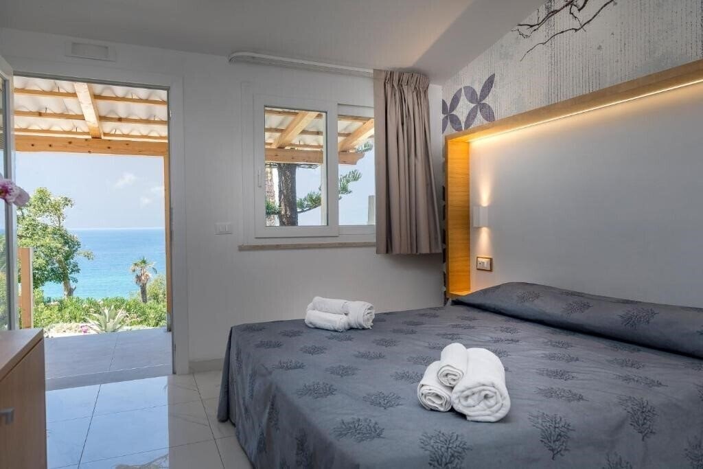 Fotografii Villaggio Stromboli 4*