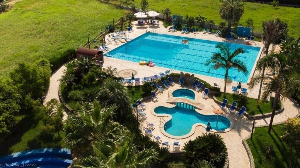 Hotel Calabrisella 3*