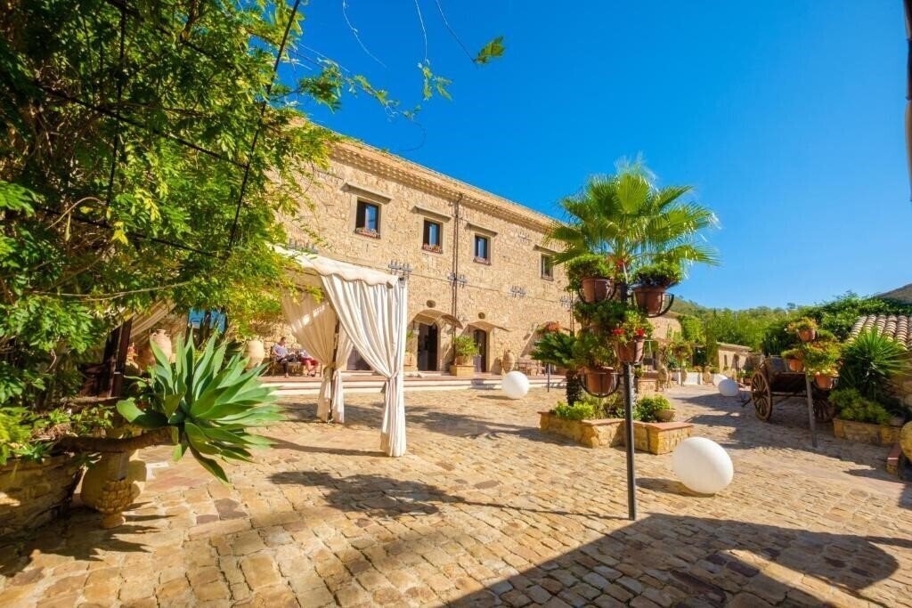 Hotel Agriturismo Vecchia Masseria 4*