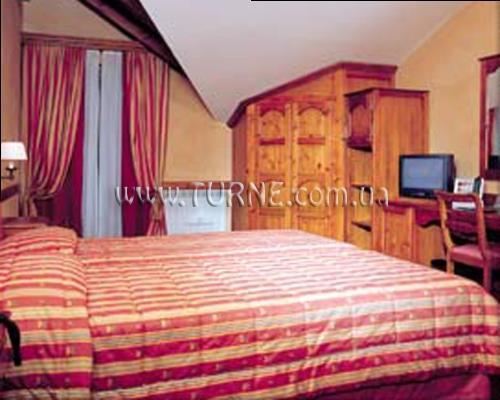 Imaginea Le Grand Hotel Cour Maison 4*