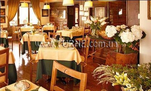 Imaginea Le Grand Hotel Cour Maison 4*