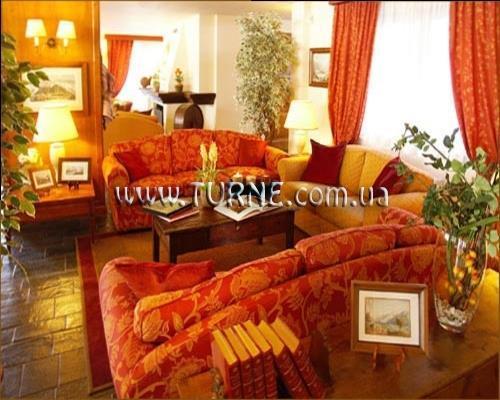 Imaginea Grand Hotel Courmaison 4*