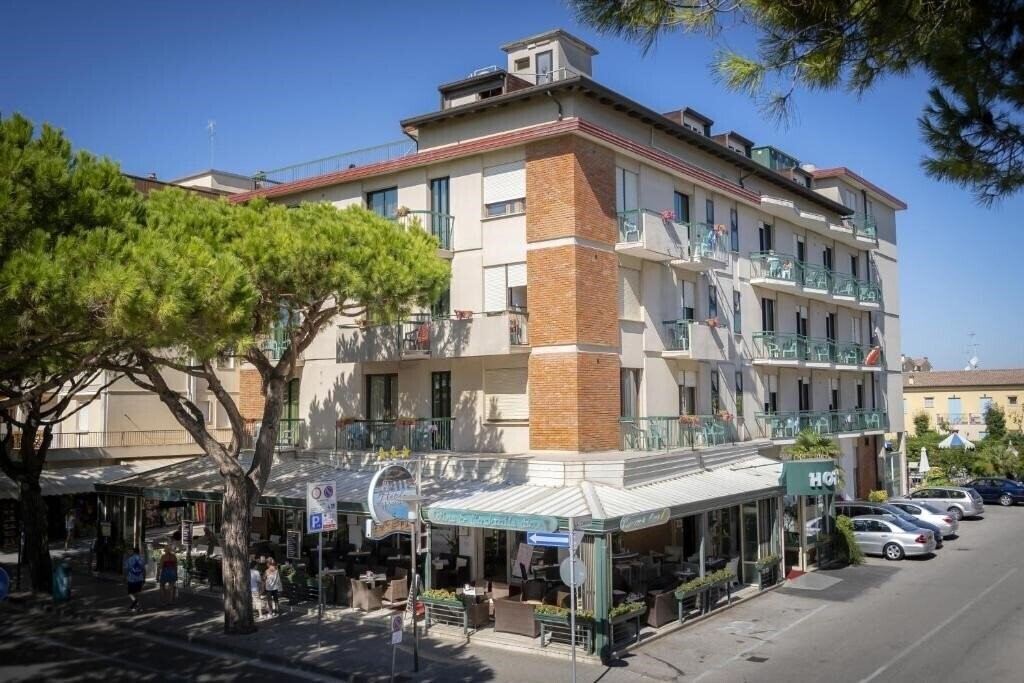 Hotel Harry'S 3*