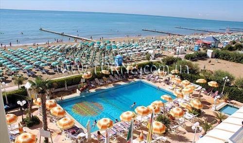 Imaginea Luxor e Cairo The Beach Resort (ex. Hotel Luxor e Cairo, Grand Hotel Luxor & Cairo, Luxor e Cairo Wellness Hotel) 4*