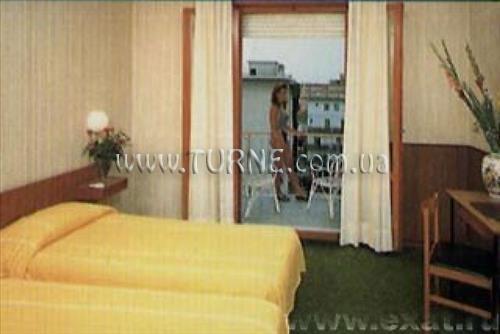 Hotel Maxi Heron 3*