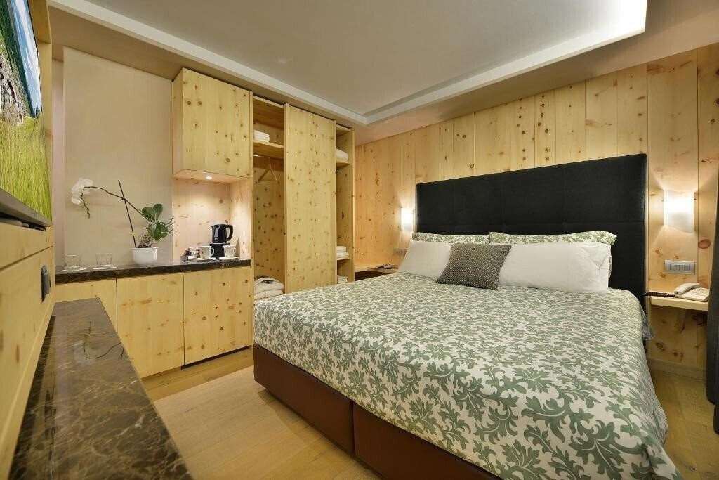 Fotografii St. Michael 4*