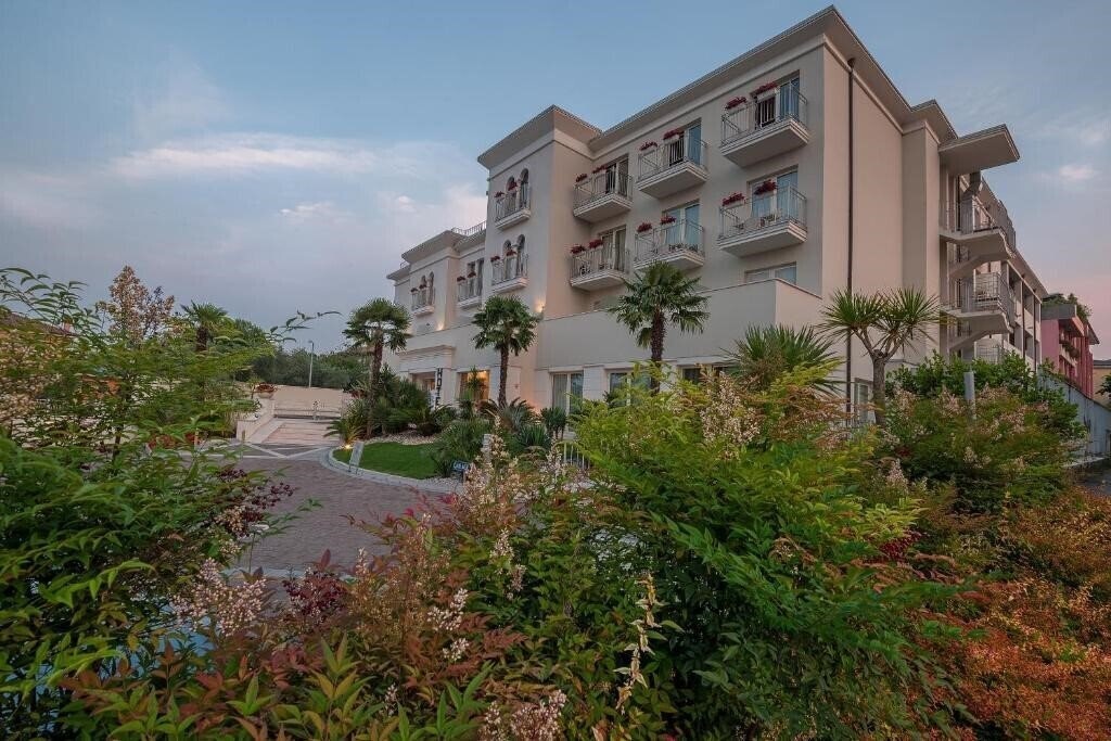 Imaginea Nazionale 3*