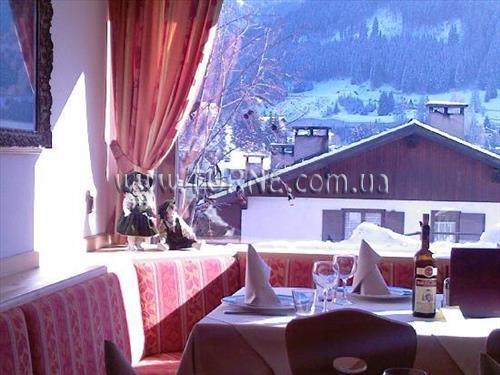 Imaginea Hotel La Soldanella 3*