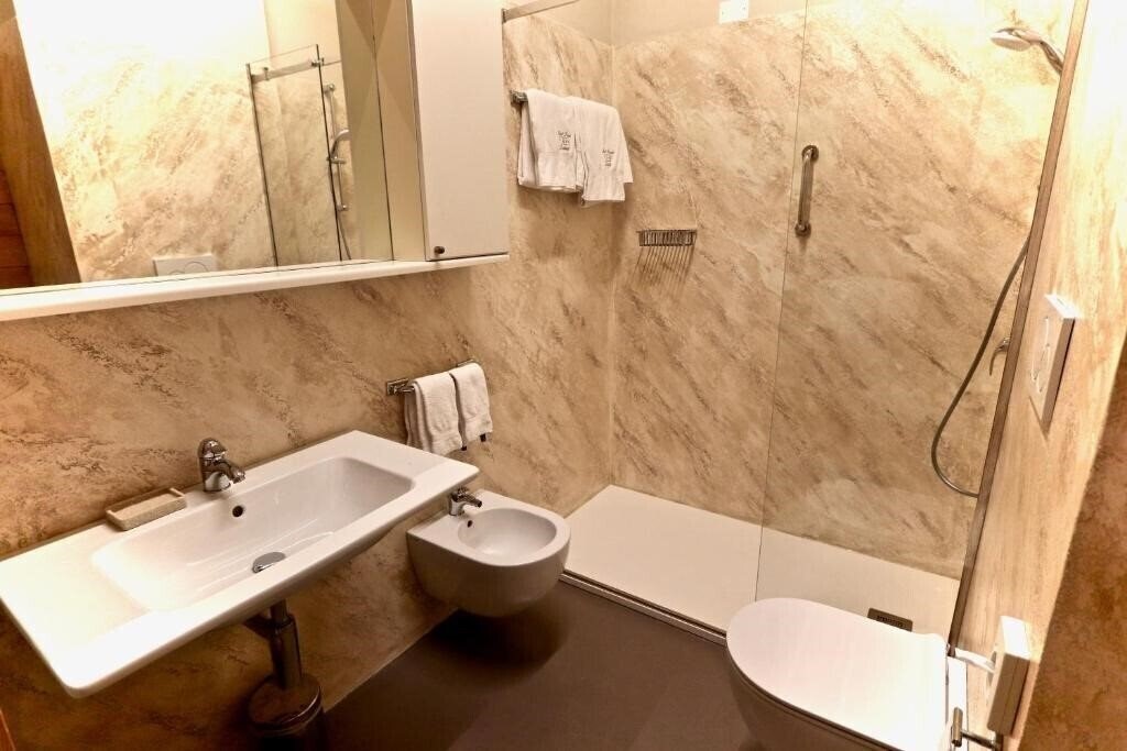 Imaginea Pinzolo Dolomiti 3*