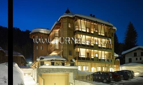Hotel DV Chalet Boutique Hotel & Spa 4*
