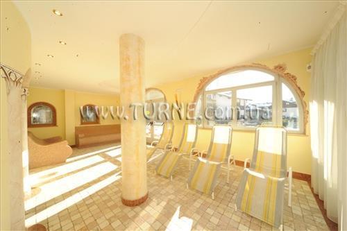 Отель Canada 4*