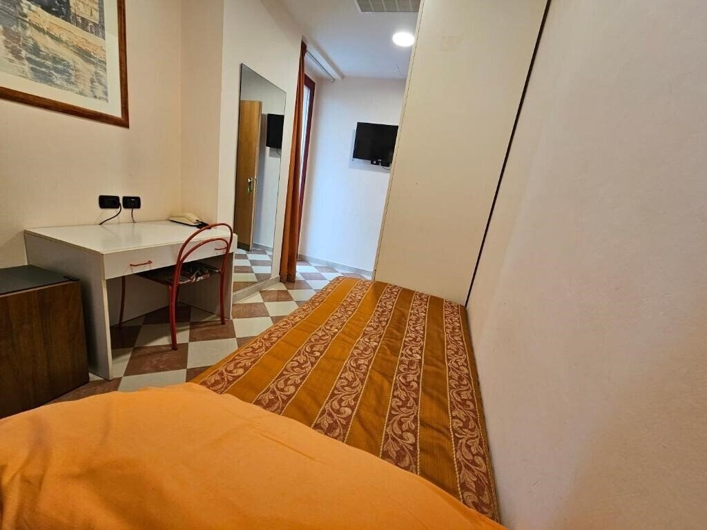 Изображение Fiorella Hotel (Senigallia) 2*