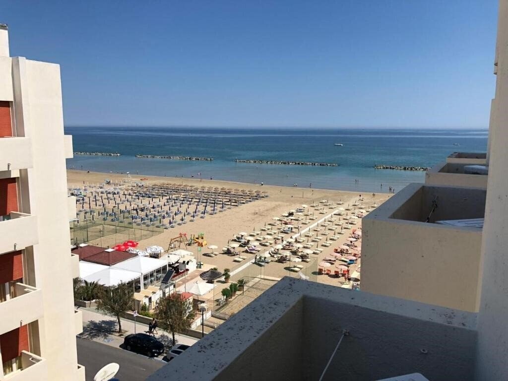 Imaginea International Hotel (Senigallia) 3*