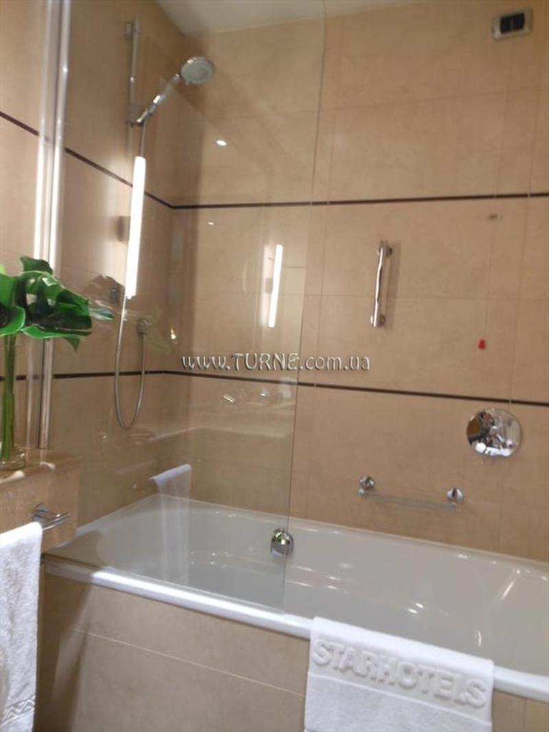 Imaginea Starhotel Tourist 4*