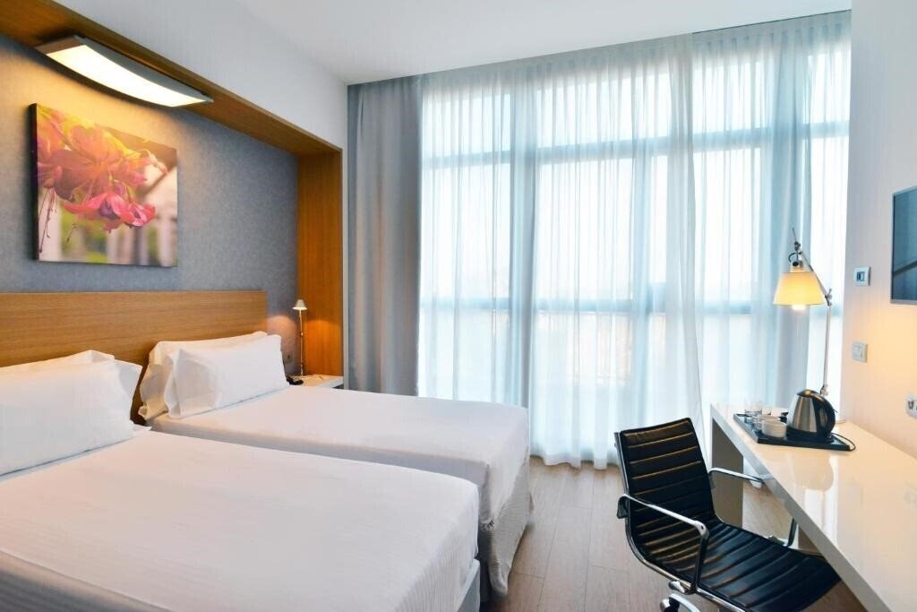 Fotografii Hilton Garden Inn 4*