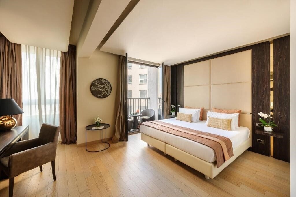 Фото The Square Milano Duomo 4*