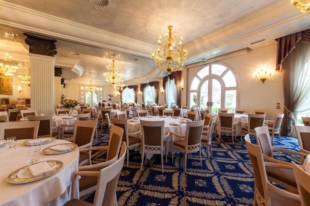 Изображение Palace (Milano Marittima) 5*