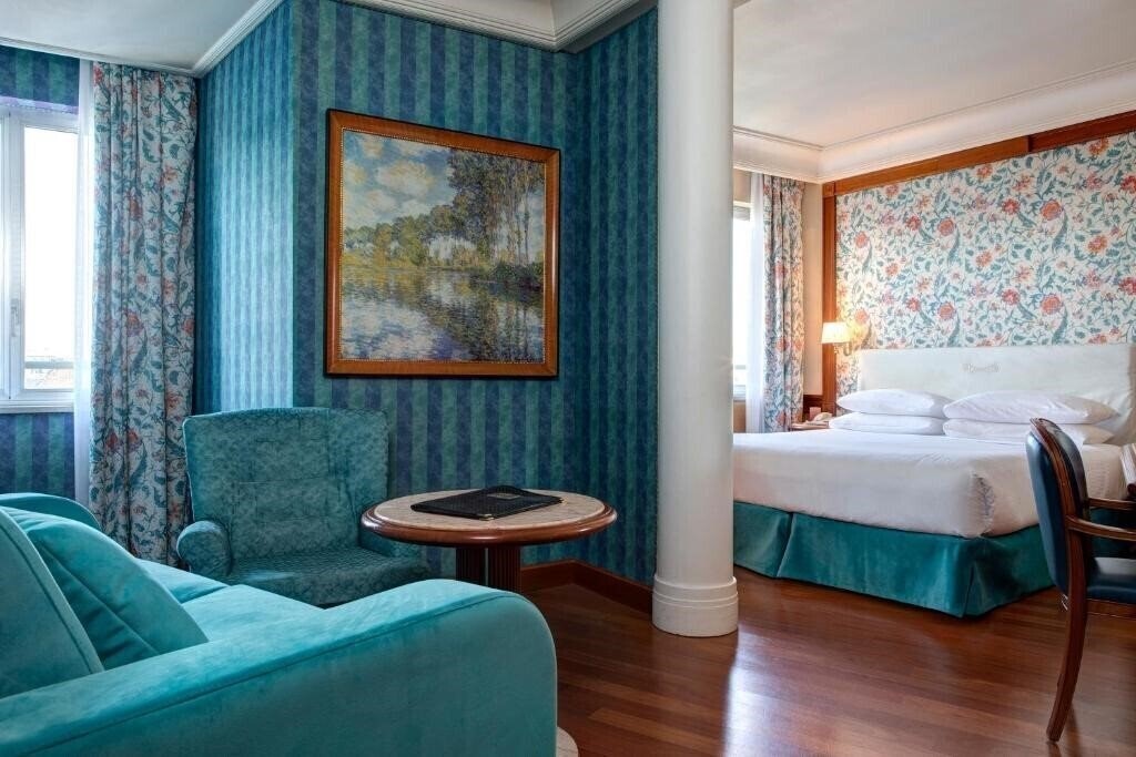 Fotografii Capitol Hotel 4*