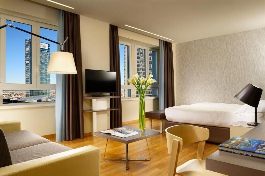 Imaginea UNA Hotel Century 4*
