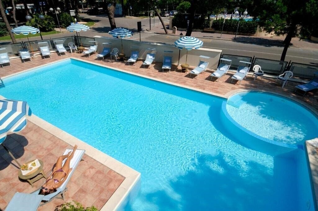 Imaginea Imperiale Milano Marittima 4*