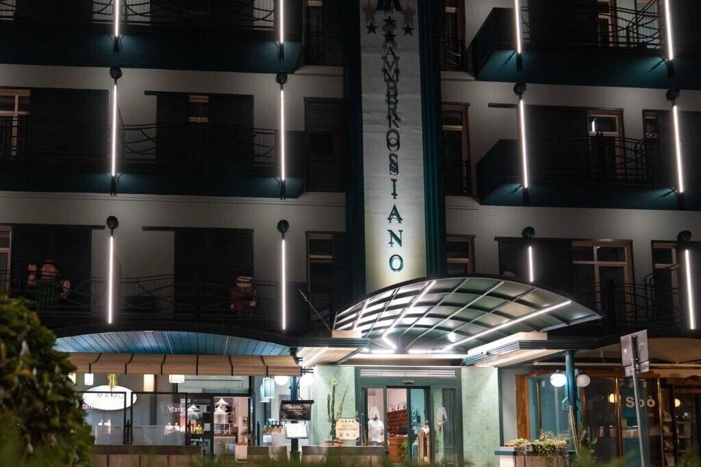 Отель Green Hotel Ambrosiano (ex. Ambrosiano) 4*