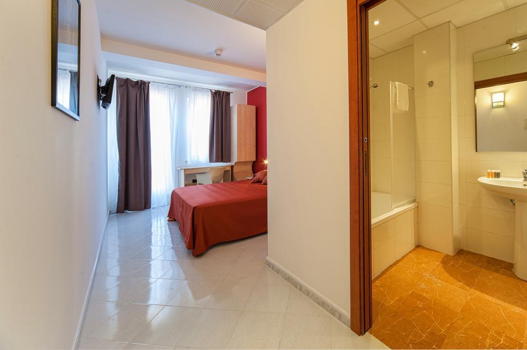 Fotografii Tiempo Hotel 3*