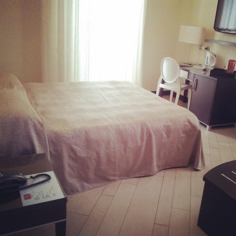 Fotografii Ferdinando II 4*