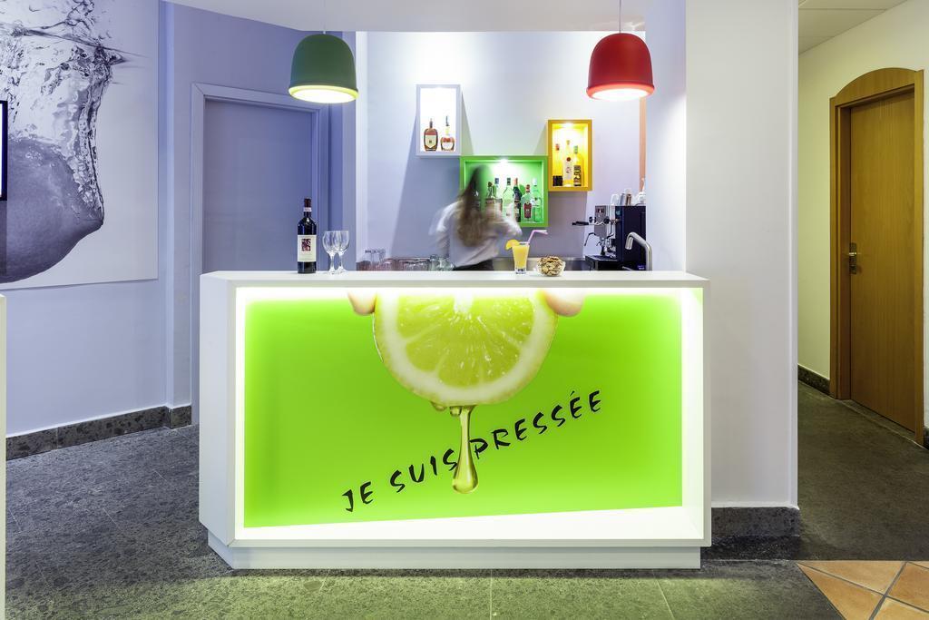 Fotografie Hotel Ibis Styles Napoli Garibaldi 3*
