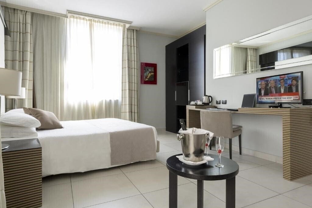 Fotografii Palazzo Salgar 4*