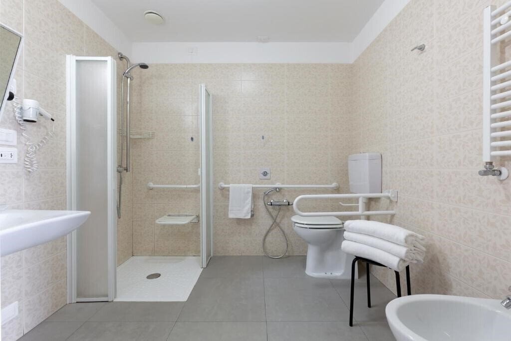 Фотография Cristina (Napoli) 3*