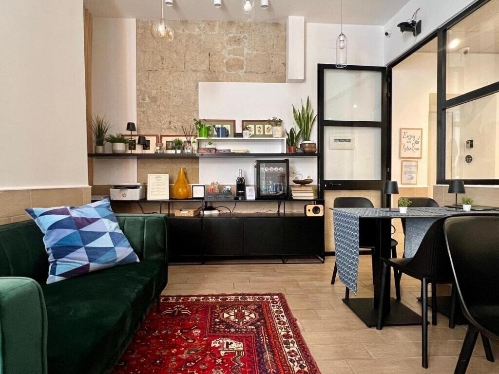 Fotografie H22 Hotel 3*