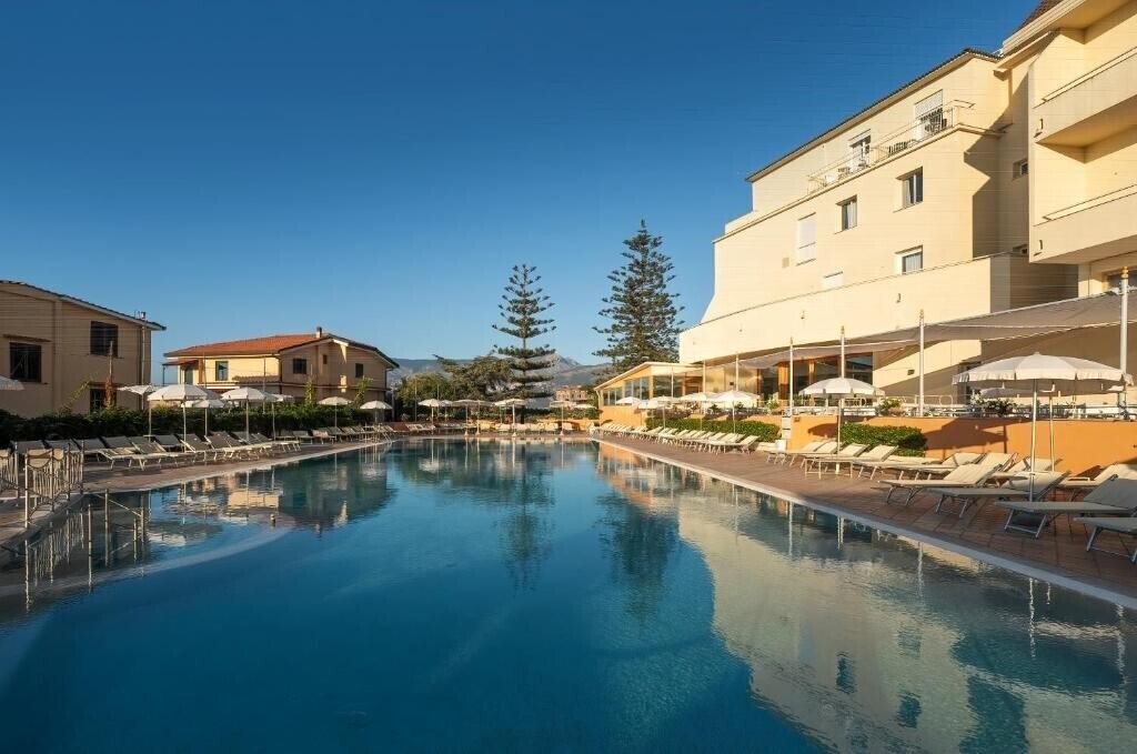 Фотография Grand Hotel Vesuvio 5*