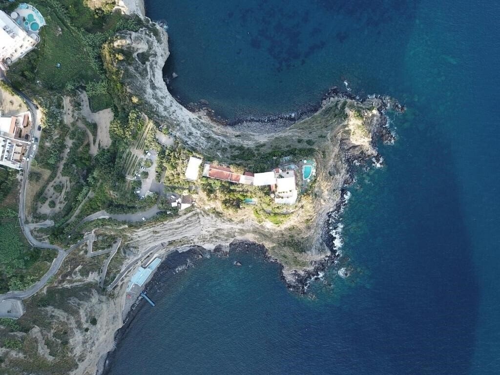 Imaginea Punta Chiarito Resort (Forio/Sorgeto) 4*