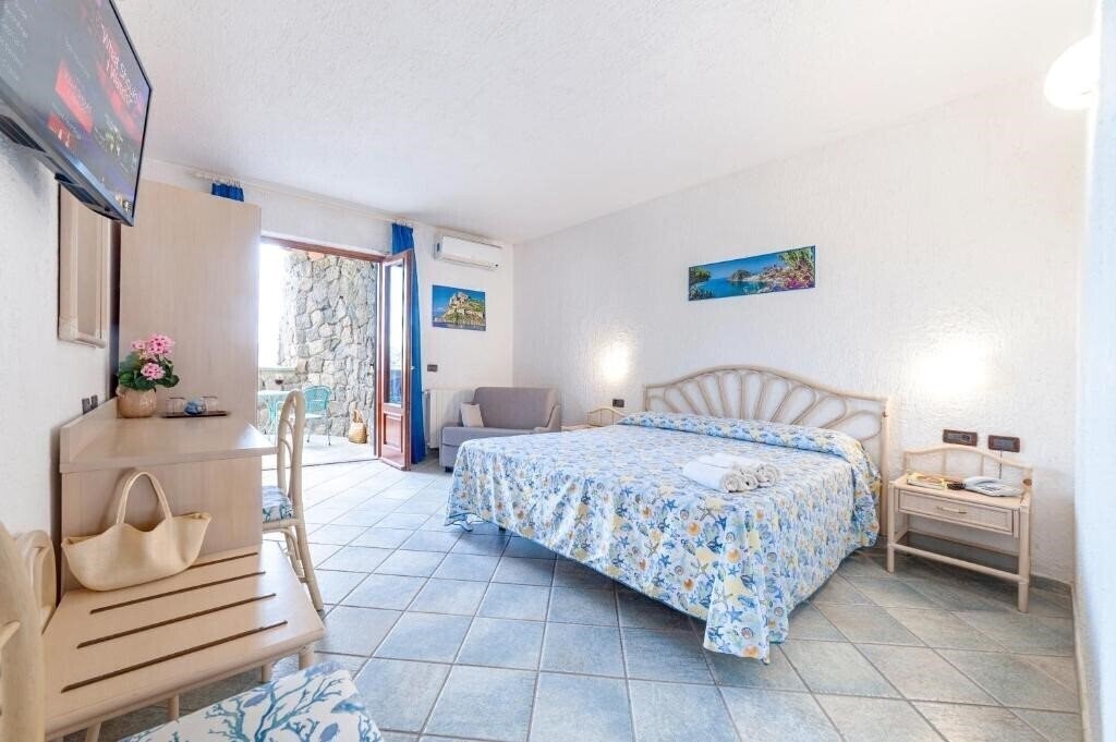 Imaginea Punta Chiarito Resort (Forio/Sorgeto) 4*