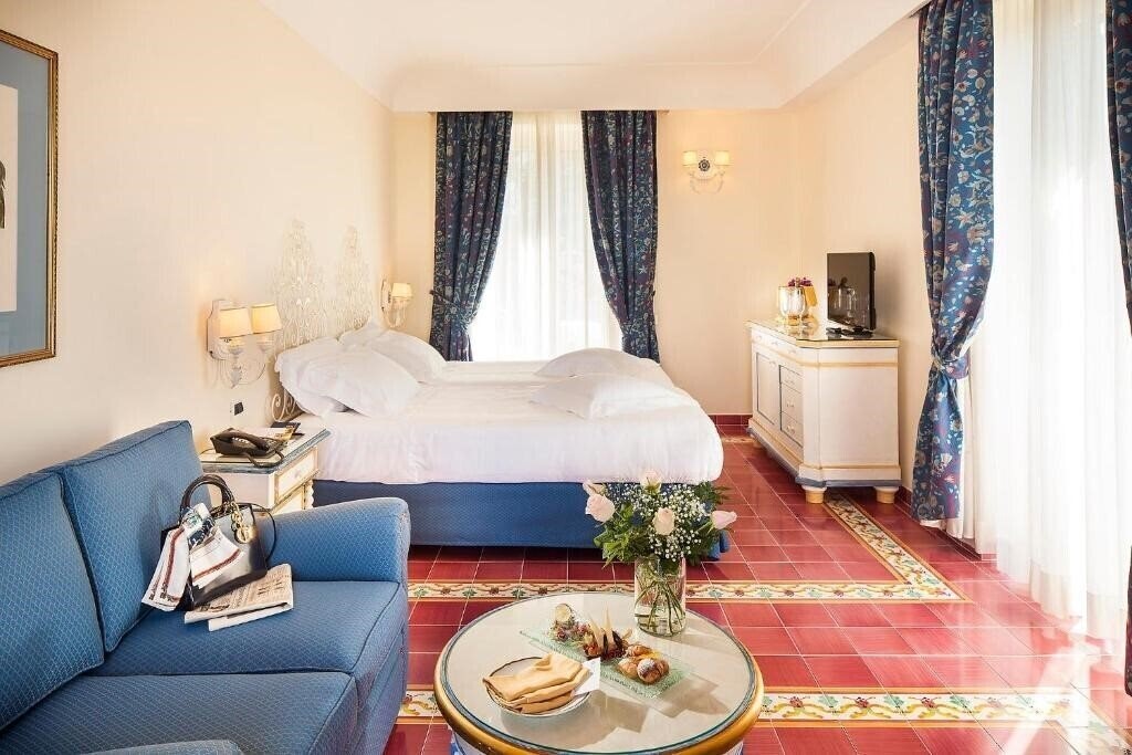 Fotografii Grand Hotel Excelsior 5*