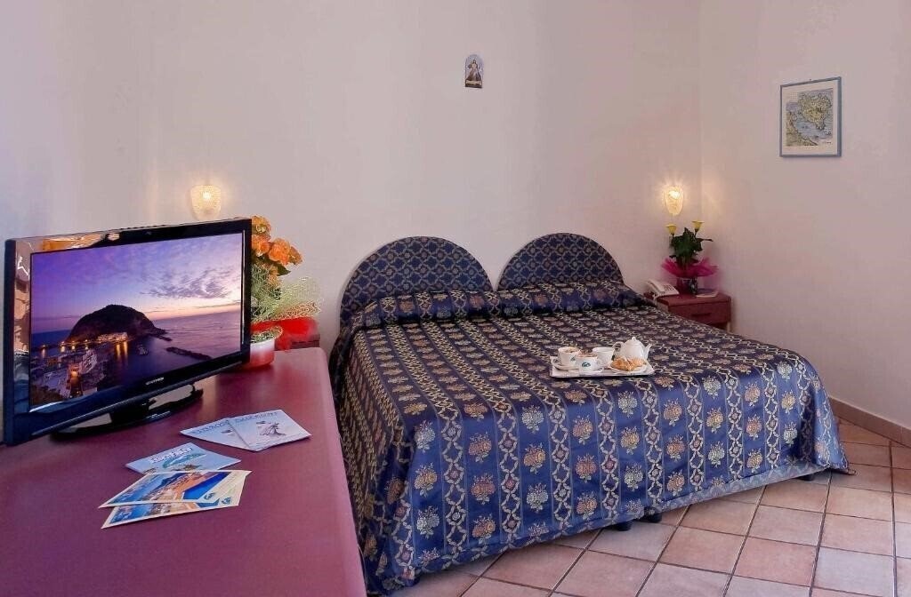 Imaginea Residence Sant`Angelo 3*