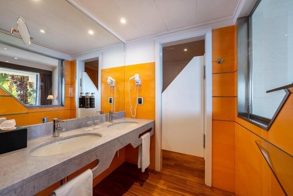 Фотография Eurostars Monte Tauro 3*