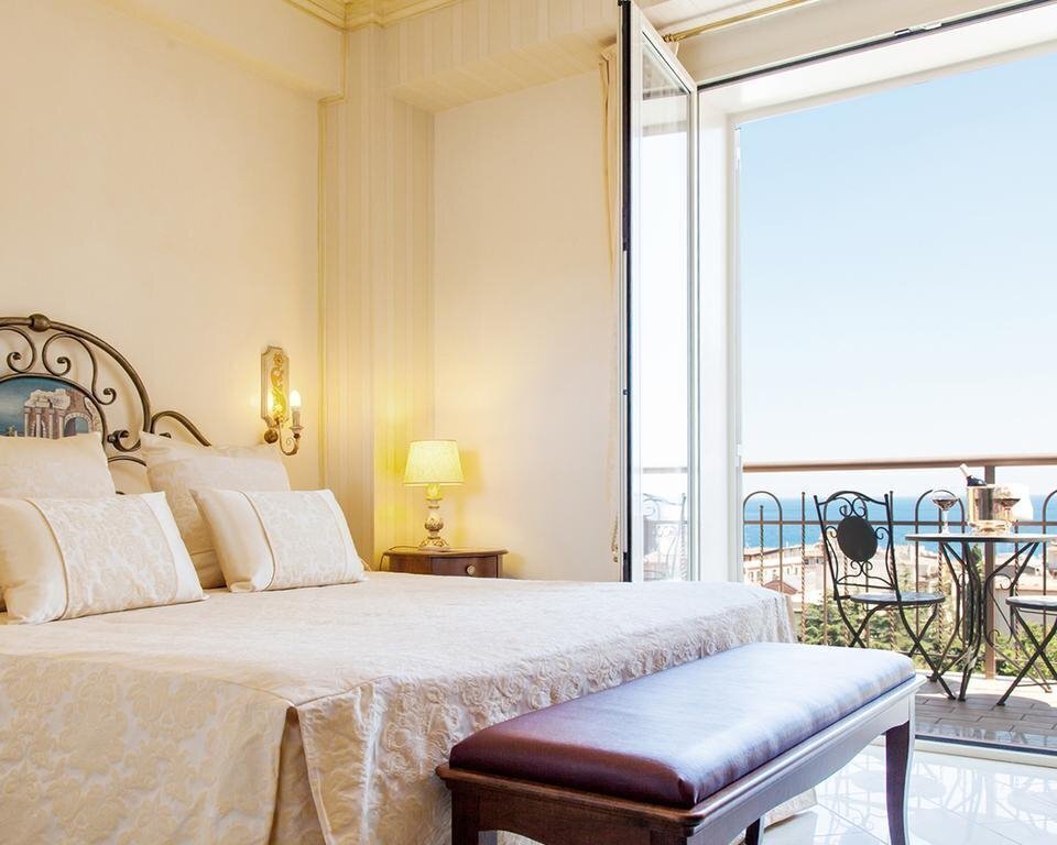 Отель Diamond Naxos Taormina 5*