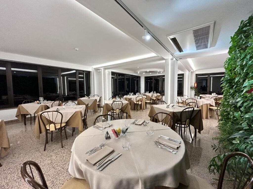 Отель Lachea 3*